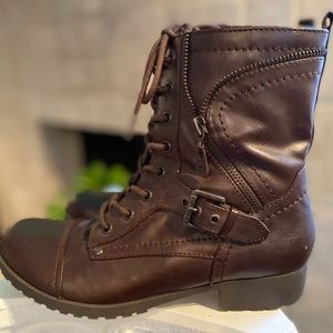 Guess brown boots, size 7.5